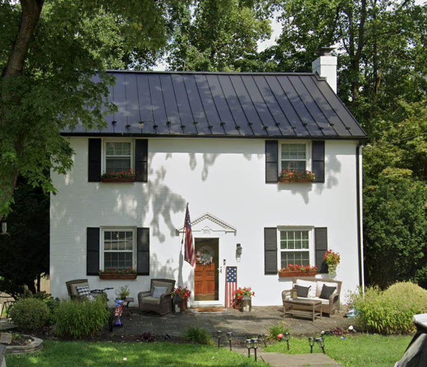 305 Valley Road
